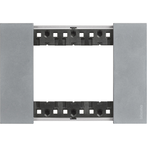 LIVING NOW.Декоративная рамка 3 модуля.Цвет "Луна"